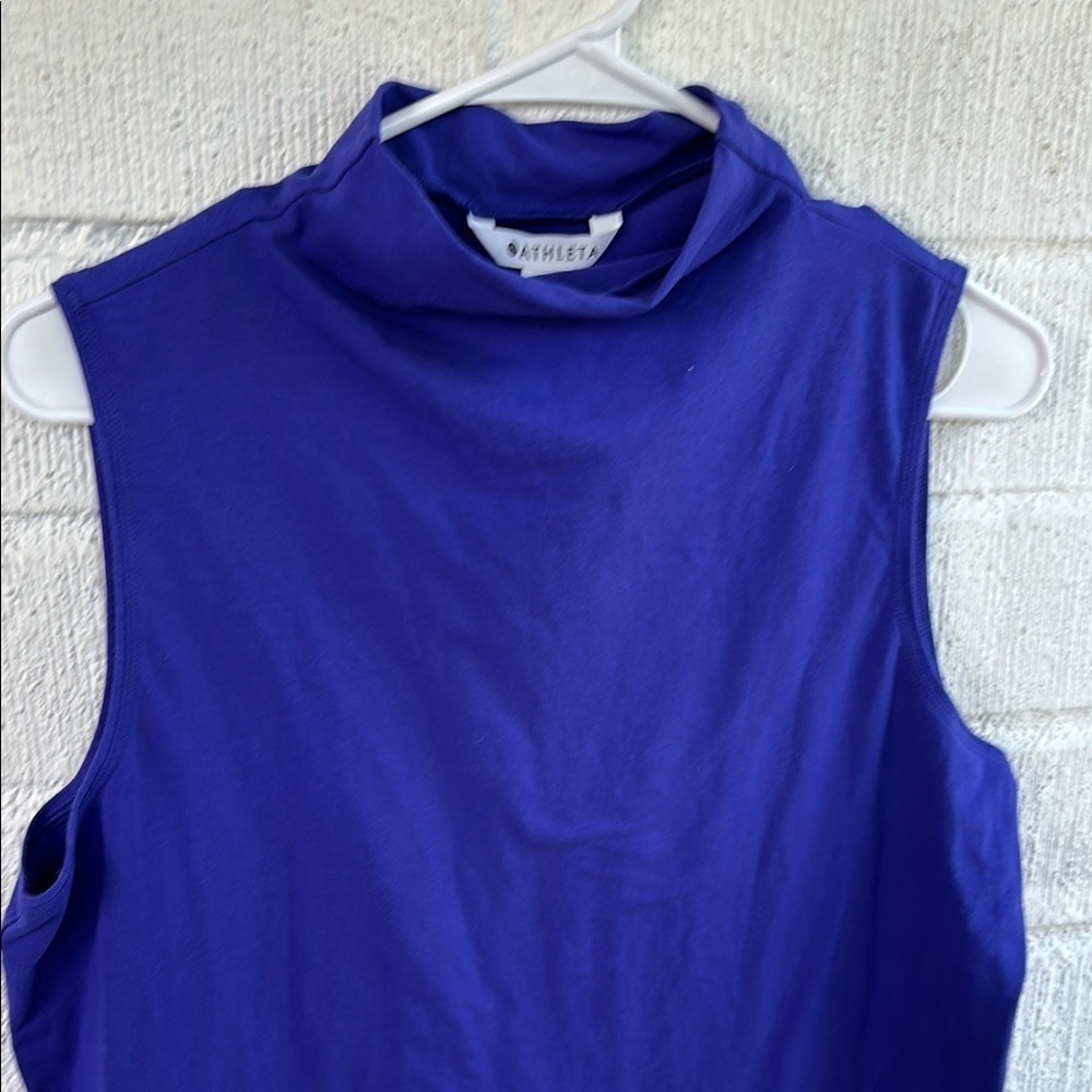 Athleta High Neck Cobalt Blue Sleeveless Athletic Tank Top sz M - Picture 4 of 7
